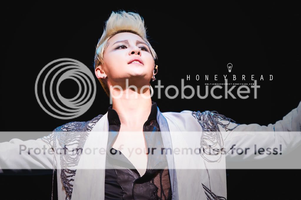 FOTOS "Musical ELISABETH" - Junsu (15/04/2012) IMG_7012