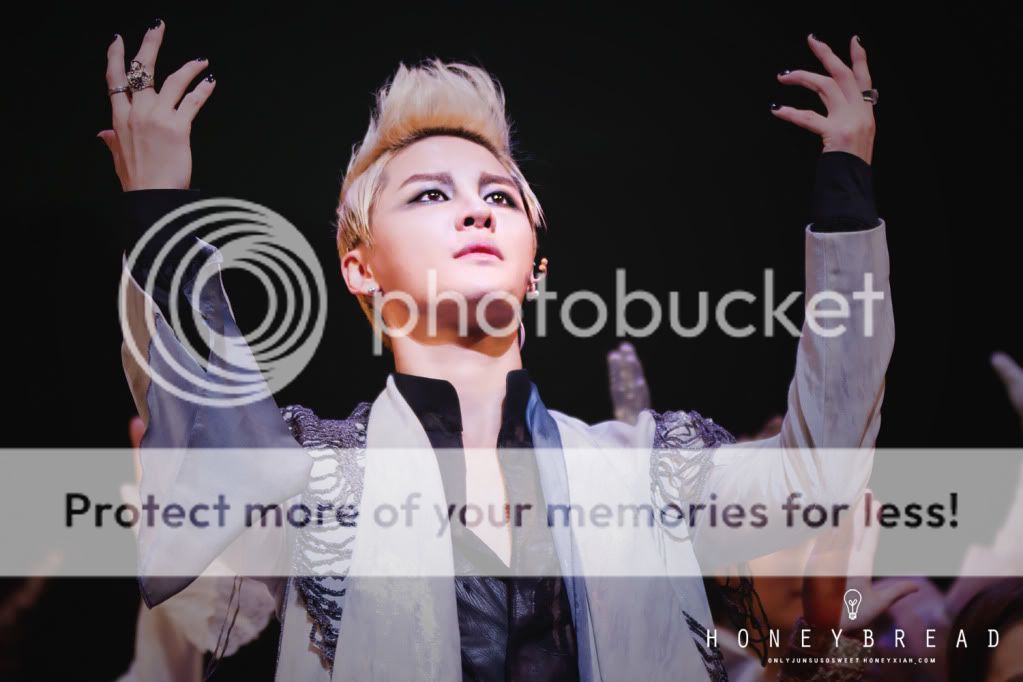 FOTOS "Musical ELISABETH" - Junsu (15/04/2012) IMG_7065