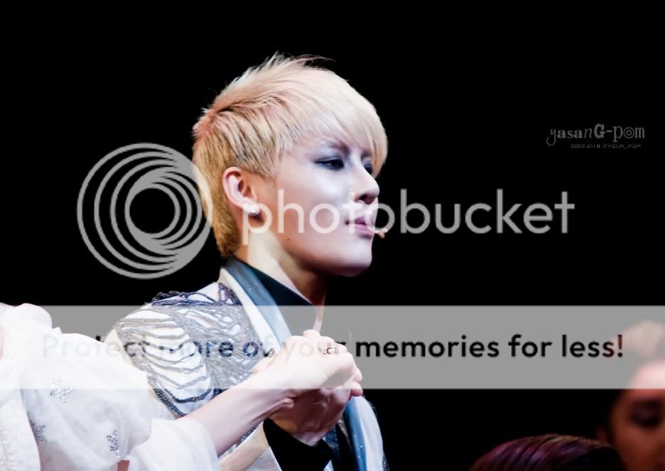 FOTOS "Musical ELISABETH - Junsu (11/04/2012) parte 2 _DSC0030_1400_logo