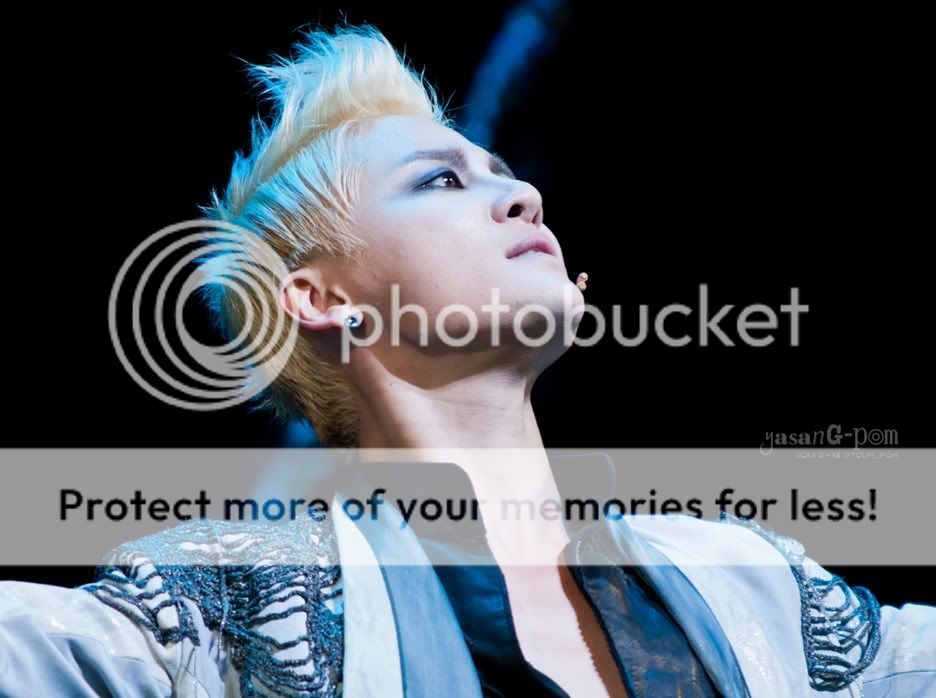 FOTOS "Musical ELISABETH - Junsu (18/04/2012) _DSC0064_1400-logo