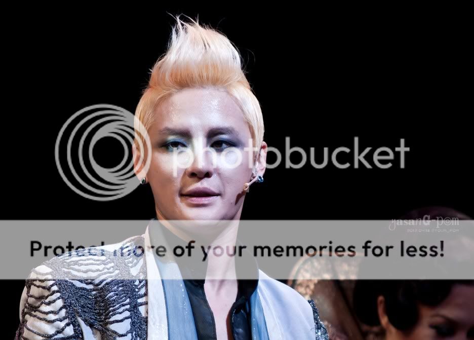 FOTOS "Musical ELISABETH - Junsu (18/04/2012) _DSC0076_1400-logo