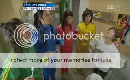 PROGRAMA "SBS Morning Wide News" - NG´s de Rooftop Prince (15/04/2012) Btyhyh