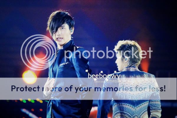 FOTOS "MBC Korean Music Wave" en Bangkok - TVXQ (07/04/2012) parte 6 D0c8a786c9177f3e6bf879ad70cf3bc79e3d5645