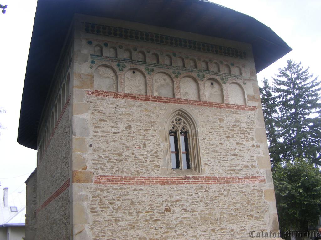 Manastirea RAZBOIENI (NT) DSCF0073_wm_zps4c195b91