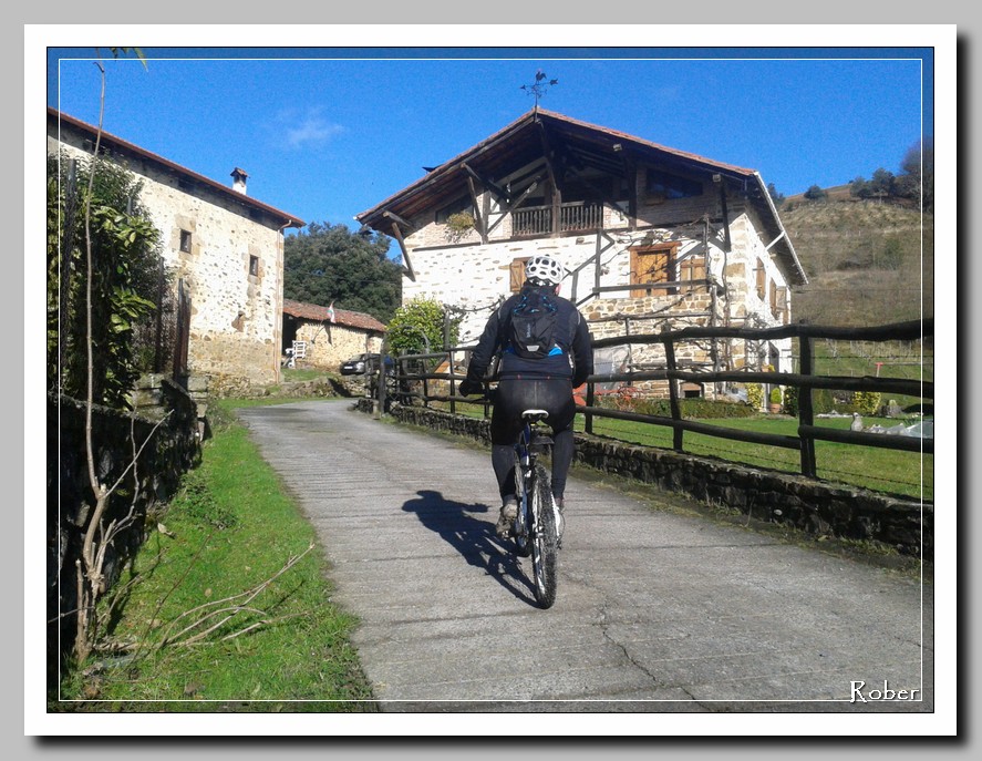 Btt por la Sierra de Arrola, 02-02-14 2014-02-02110817_zpsb1581586