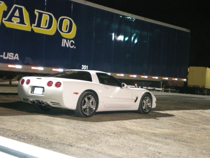 White C5 Corvette009