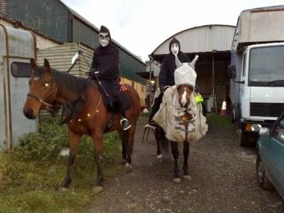 Halloween Horses 942614578a649591c60387714544ee3f50e