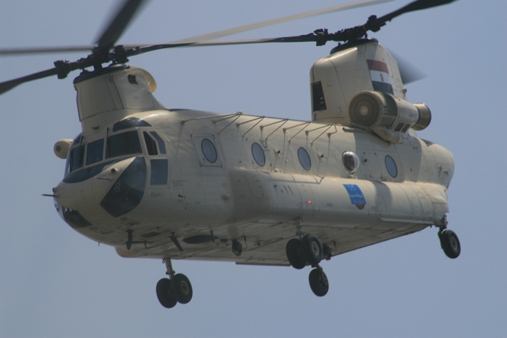 الجيش المصرى بكامل التفصيل قدر الامكان Ch47_chinook_zpse10fe0a3