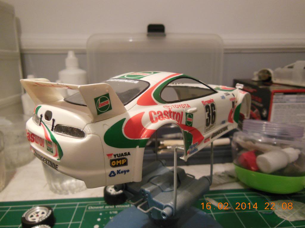 Castrol Toyota Tom's Supra GT - Tamiya - FINALIZADO - Página 2 DSCN0738_zps176283b2