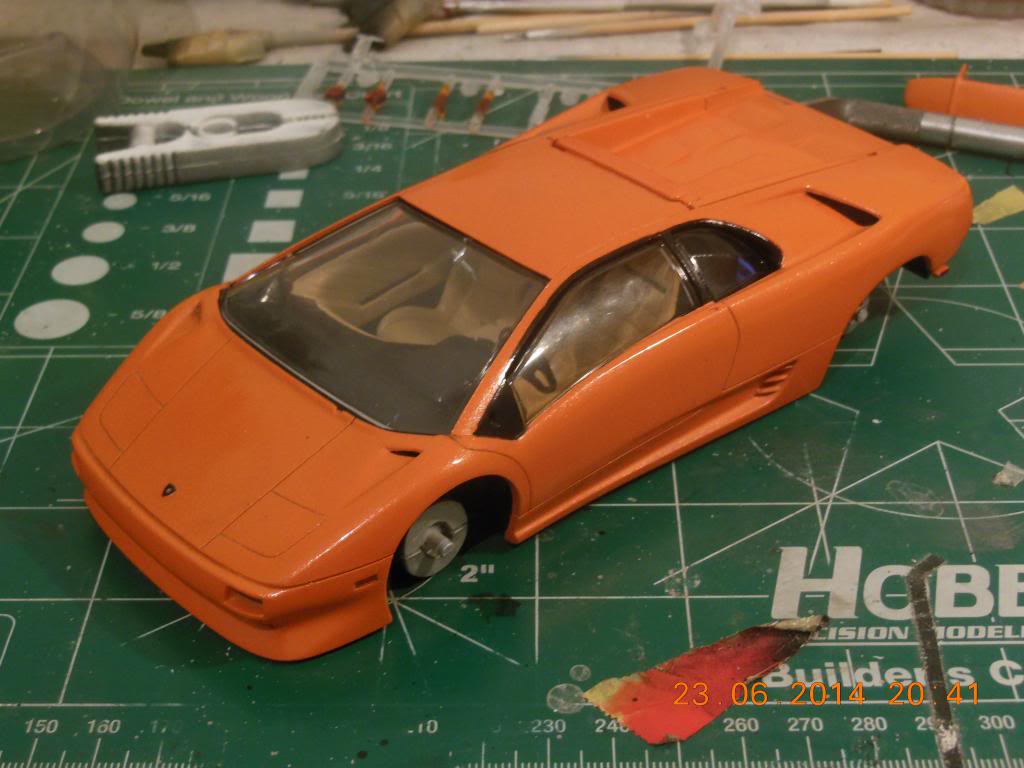 Lamborghini Diablo VT - Monogram (Finalizado!!!!) DSCN1014_zpscf07f9e7