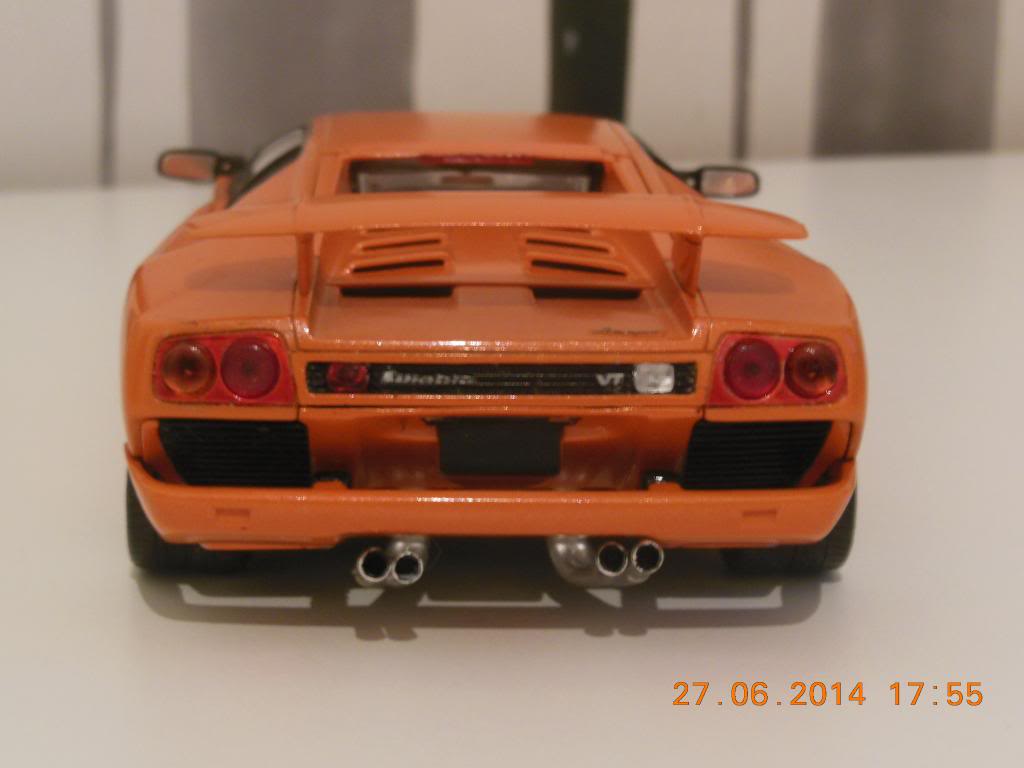 Lamborghini Diablo VT - Monogram (Finalizado!!!!) DSCN1051_zpsc533aeac