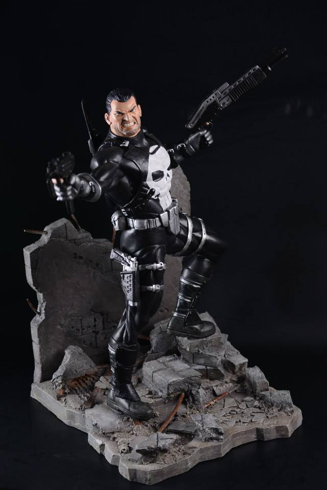 Punisher 1/4 scale commission by Salt and Pepper 1601503_620350184706507_2118800268_n_zps5af2df3d