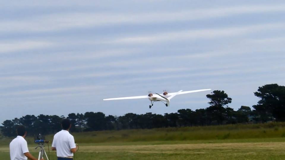 AeroDyca - UAV Argentinos  Chimango650-4_zps176ff79e