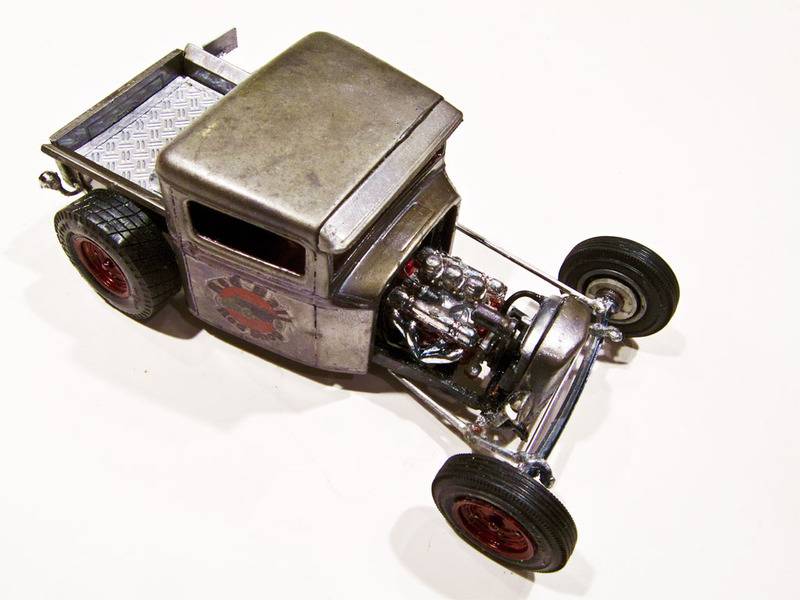 '34 Ford Pickup Bare-Metal Bobber DSCF5236-web_zps4oeysvci