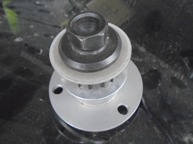 Vacuum pump drive mandrel? DSC08909_zpsuhwyp0mx