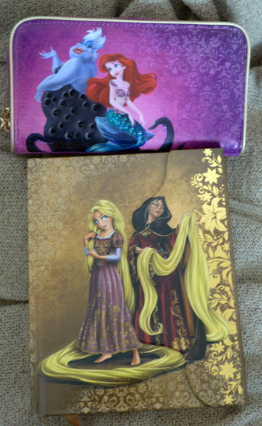 Disney Fairytale Designer Collection (depuis 2013) - Page 10 P1150743_zpsrkw0pe2z