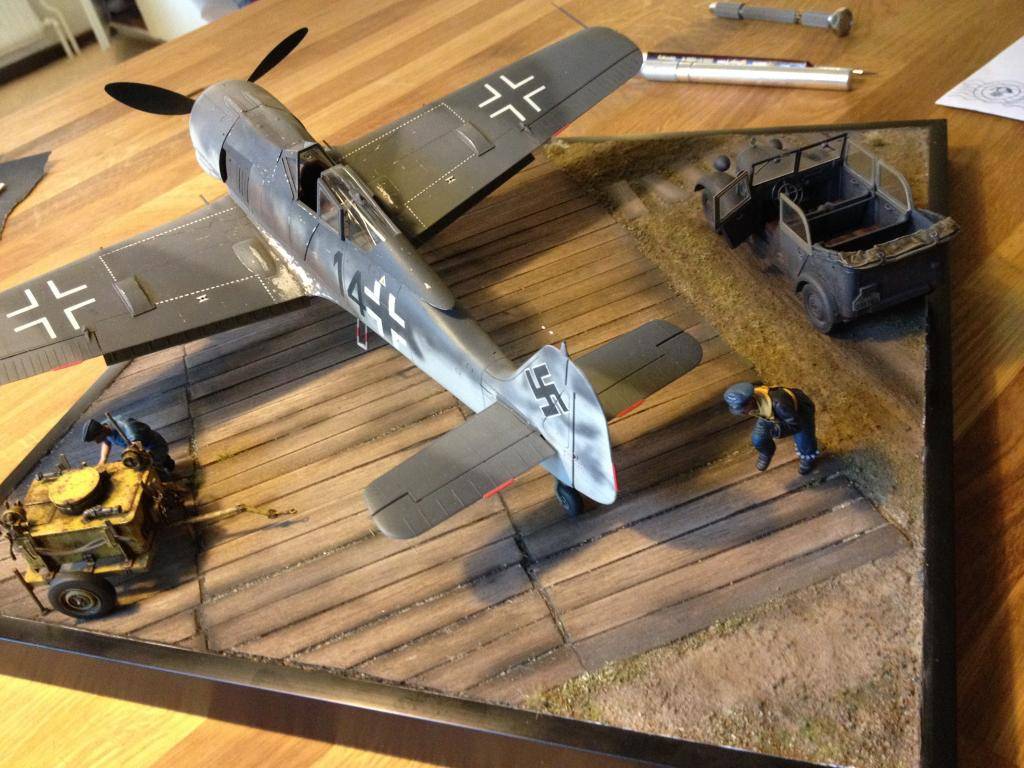 Mals Way Fw190A8 R2 (R8?) Sturmbock. Part: 2. Going For A Diorama... - Sida 12 IMG_6290_zps4af3a2b9