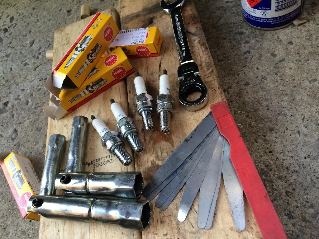 Spark Plugs - How to.......