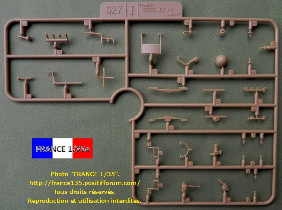 Imperial Japanese Navy Land Forces Vickers-Crossley Armored Car Model 25. Pit-Road. 1/35, ref G-27. Plastique injecté. FRANCE135_VICKERSCROSSLEYM25_PIT-ROAD_1-35_REFG27_14_zpse5648b60