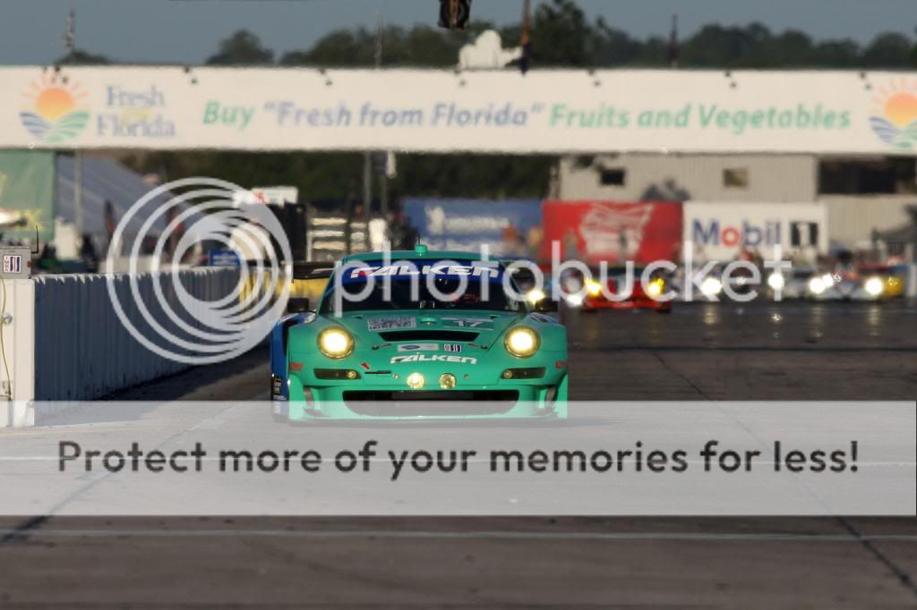 #17 Falken tire Porshe 911 GT3 RSR  10588_zps1f748f69