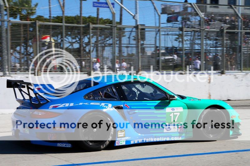 #17 Falken tire Porshe 911 GT3 RSR  108220_000p_zps3f7ed238