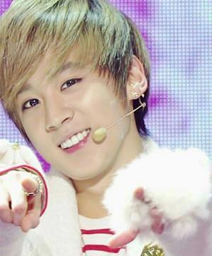 Chunji - Loving u 63762_142181705932499_974316264_n_zpsc3e13897