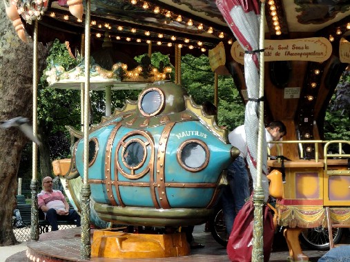 Parque infantil Steampunk NautilusParcMonceaupequentildeo_zps99efa2f1