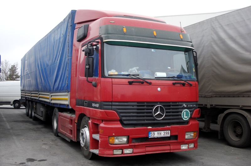 Actros Mp1 - Page 11 DSC05074_zps5587a7b9