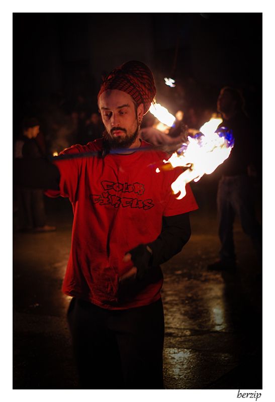 soirée cracheurs de feu au palais de tokyo 2014 IMGP9721a_zpsa415b661