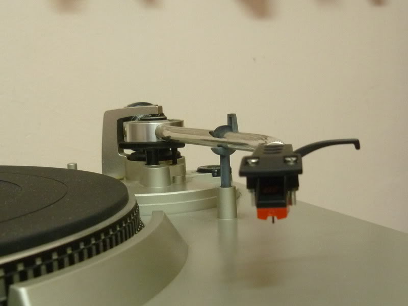 Technics SL3200 (Turntable) P1010402