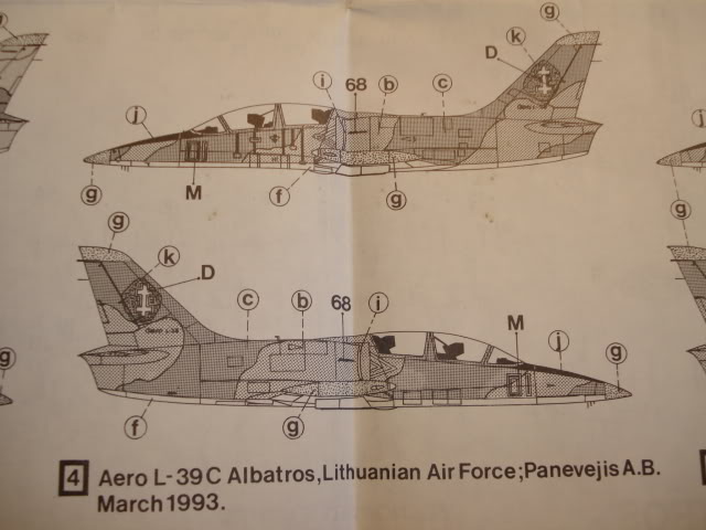 [CONCOURS PAYS EXOTIQUES 2009] Aero  L-39 ALBATROS - Lybian air force - [EDUARD] 1/72 (al39) DSC05782