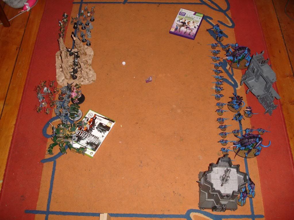 Tyranids v Chaos Space Marines 00