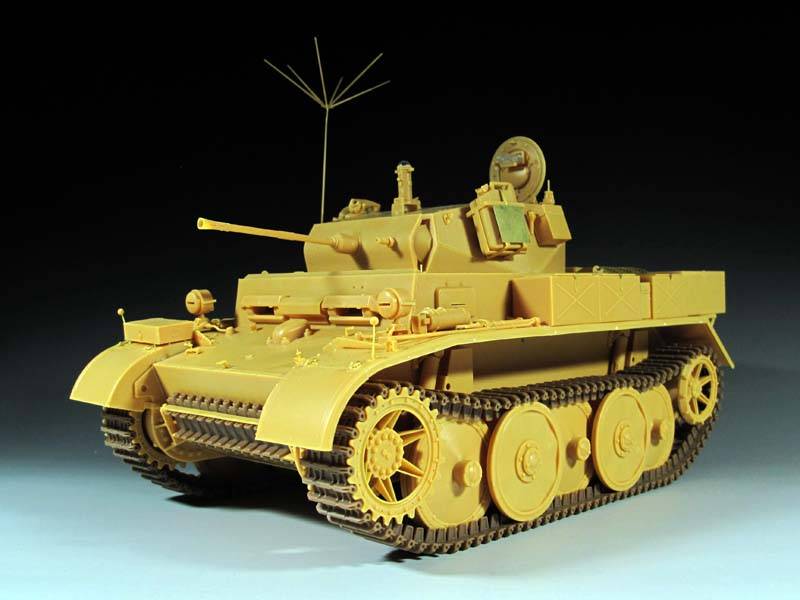 CLASSY HOBBY CLASSY%20HOBBY%20Ref%20MC16001%20Sd.Kfz123%20Luchs%20light%20reconnaissance%20tank%209th%20Panzer%20Division%2006_zpsso5nwngv