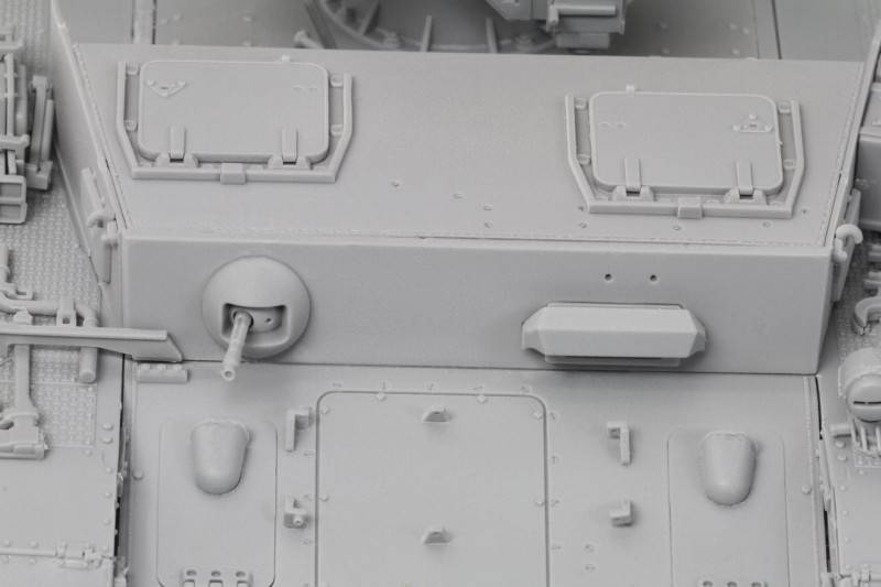 Nouveautés DRAGON - Page 4 DRAGON%20Ref%206829%2088cm%20Flak%2036%20auf%20Pz.Kpfw.IV%20Panzer%20IV%20Ausf.H%2005_zpsaxqksny7