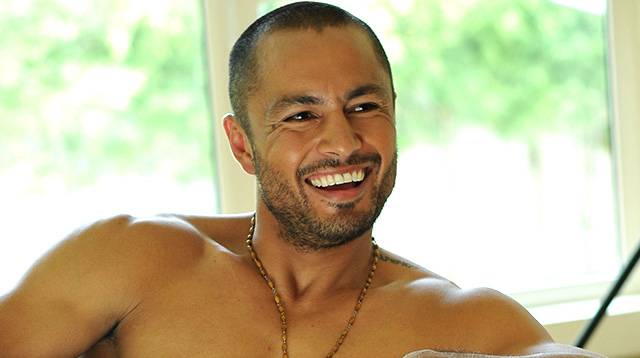 65TH MISS UNIVERSE @ PRELIMINARY COMPETITION @ LIVESTREAM! Derek-ramsay-broke-his-heart-for_zps1ttnbaqx