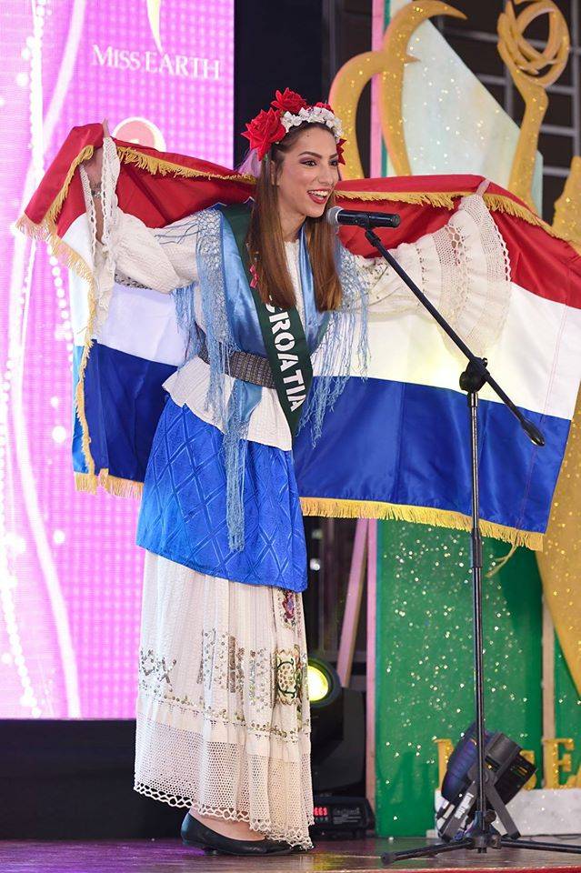 MISS EARTH 2016 @ OFFICIAL COVERAGE - Live Stream  - Page 8 14589708_1126242964130402_5498775108455684457_o_zpsf8g63z7d