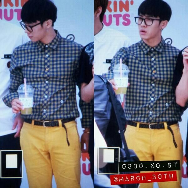 [PICS] [16.06.13] Gikwang @ Dunkin’ Donuts fansign BM3CcqwCAAE6p01_zpse6579ad3