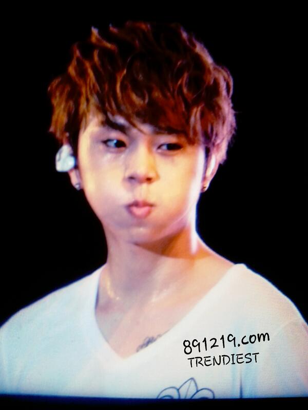 [PICS] [15.06.13] Junhyung @ B2UTY PARTY BMzSqrcCMAAUzSX_zps01f12491