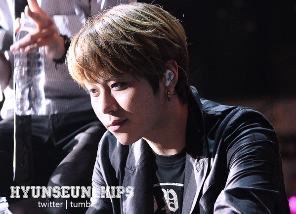 [PICS] [27.06.13] Junhyung @ AIA Kpop Concert BN0VKD9CAAA_pJx_zpsbbb0999c