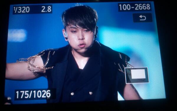 [PICS] [21.07.13]Junhyung @ Beautiful Show in Seoul BPsHV8-CIAEXSMI_zpsc2aff6d7