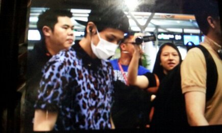 [PICS] [28.06.13]Yoseob at KLIA Departure X1ED1pt1EB9t_zps66c4180f