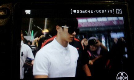 [PICS] [28.06.13]Kikwang at KLIA Departure Proxy_zpsf8271dfc