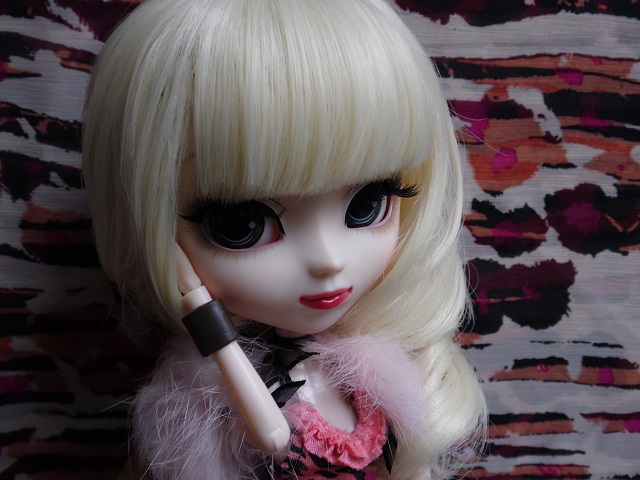 Roxanne Belletti (Pullip Myra)~•♥• (Actu 14/03/2014)  SAM_4197_zps9fdc4888