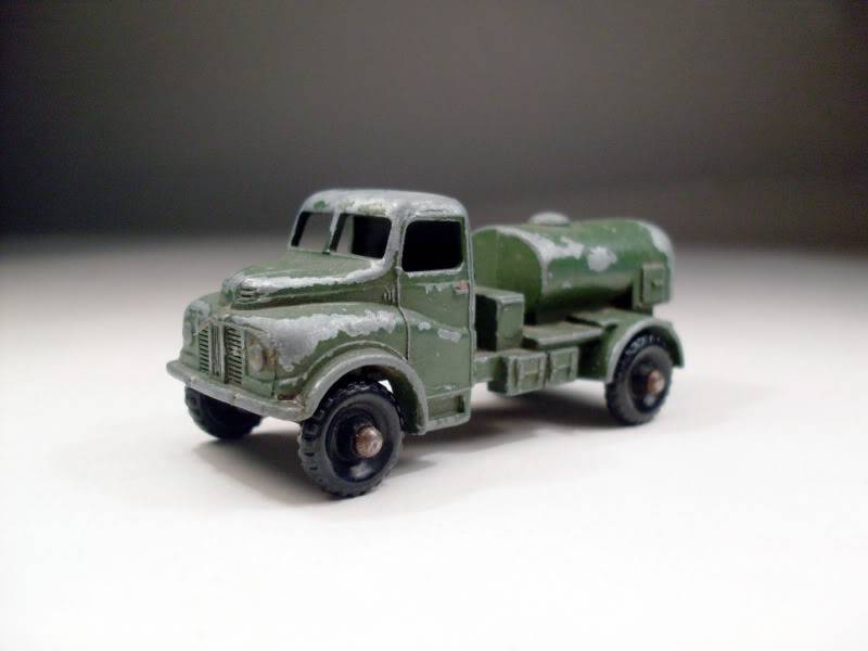 Militares Machtbox era Lesney 71Austin200GallonWaterTruck