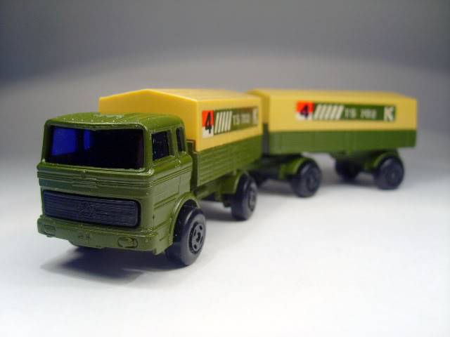 Camiones Militares - Página 2 TP15_Militar_Truck__Trailer_MB