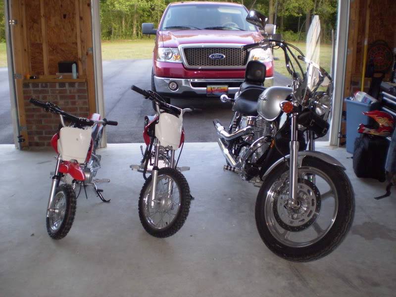Proud Daddy and his Twins Bikes001