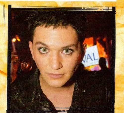 *the Molkettes'club* - Page 2 Brian_molko--large-msg-114079347252