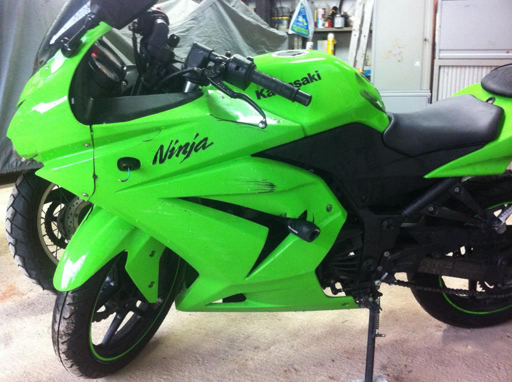 Kawasaki ninja 250R Siniestrada 1200€ 921_zpsd7e8709e
