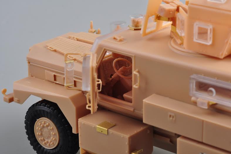 Nouveautés PANDA HOBBY. - Page 2 PANDAPH35003Cougar4x4MRAP10_zps147d6a5d