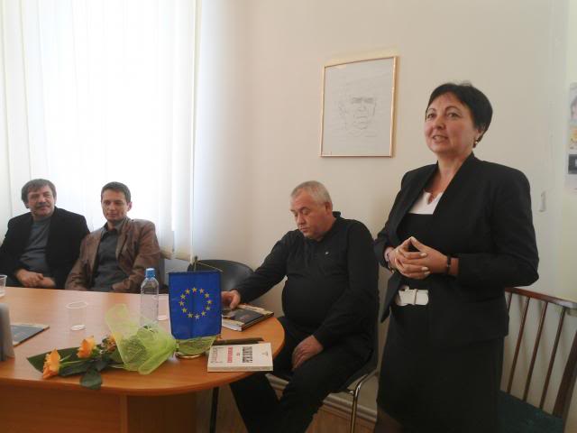 6 octombrie 2013, Miora Bahna- Aventura lecturii. Proză română contemporană. Florin Buciuleac - Chipuri 1-019_zps75b8e521